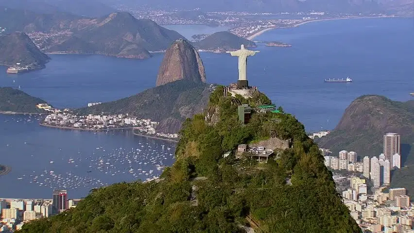 Sugar-Loaf-Christ-Statue