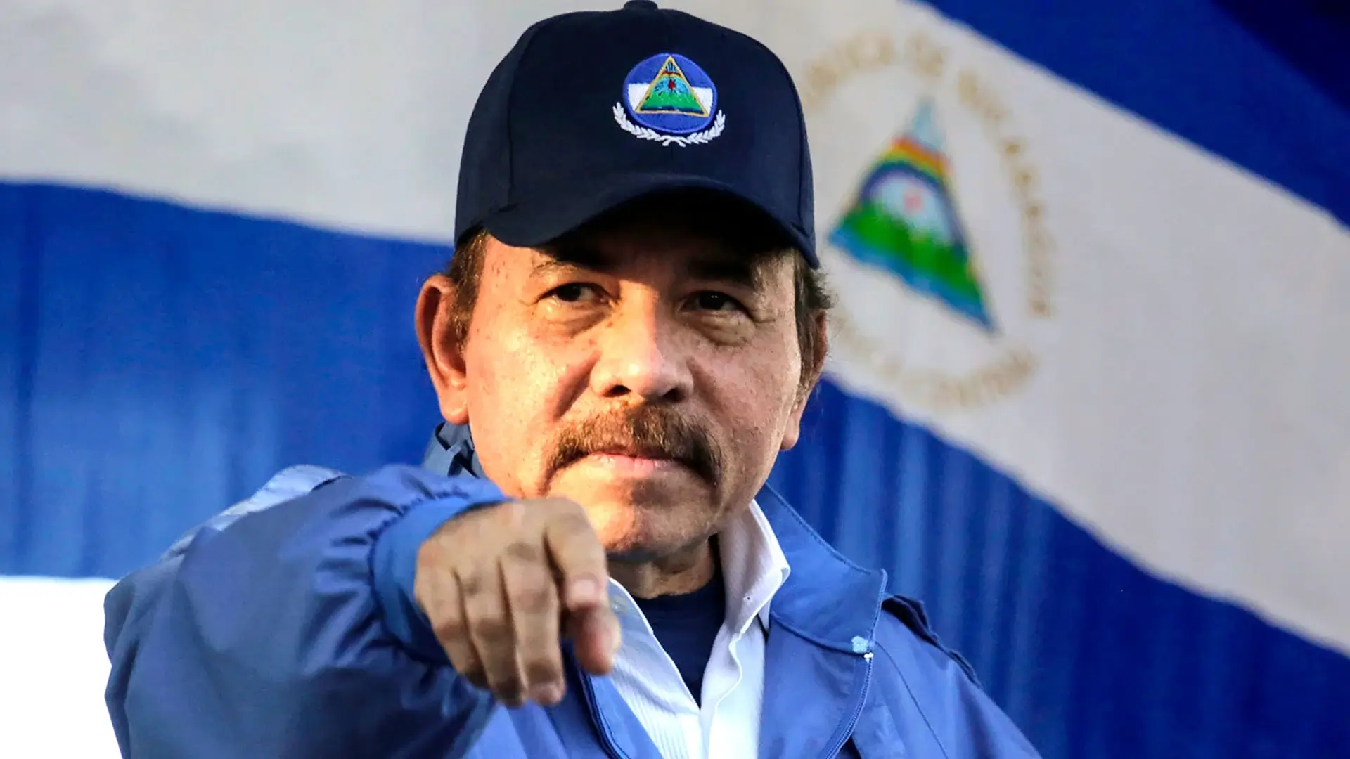 Daniel Ortega, Nicaraguan President, helps Venezuela in Conflict